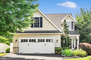 28 GREYSTONE CIR, Willow Street, PA 17584
