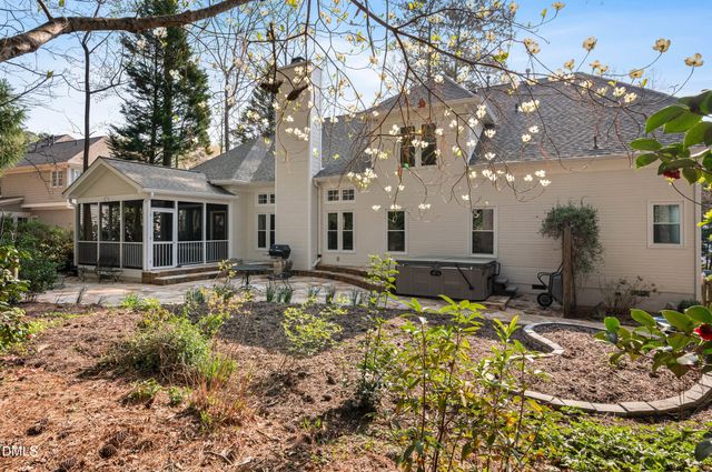 203 Briardale Avenue, Cary, NC 27519