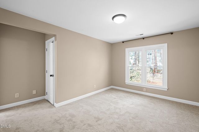 203 Briardale Avenue, Cary, NC 27519