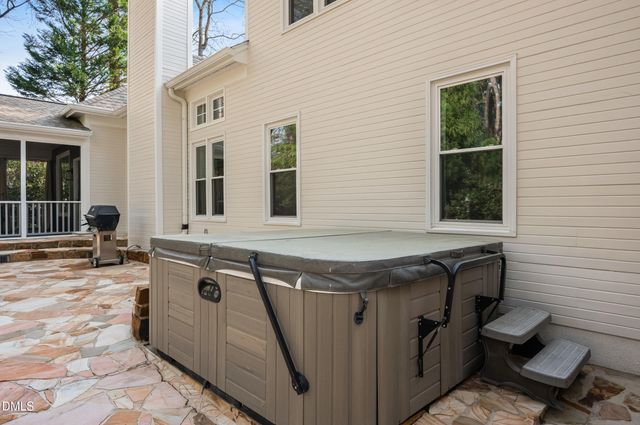 203 Briardale Avenue, Cary, NC 27519