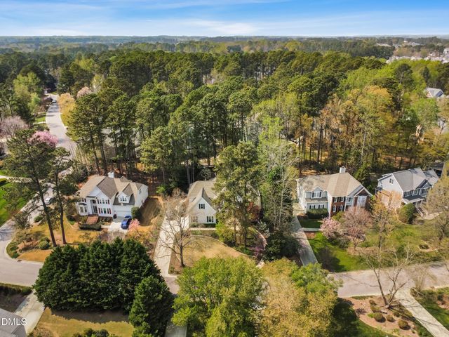 203 Briardale Avenue, Cary, NC 27519