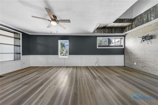 130 S Rock Street, Sherwood, OH 43556