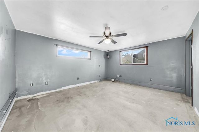 130 S Rock Street, Sherwood, OH 43556