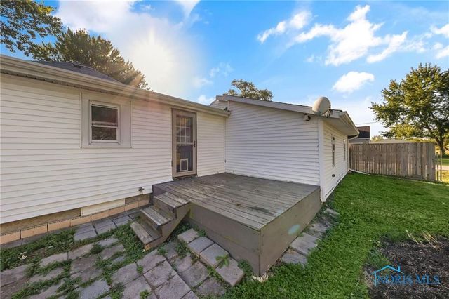 130 S Rock Street, Sherwood, OH 43556