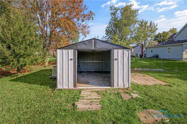 130 S Rock Street, Sherwood, OH 43556