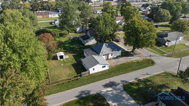 130 S Rock Street, Sherwood, OH 43556