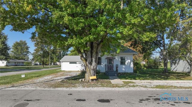 130 S Rock Street, Sherwood, OH 43556