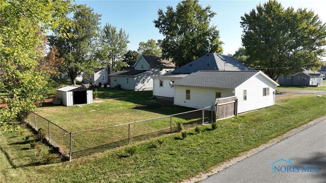 130 S Rock Street, Sherwood, OH 43556