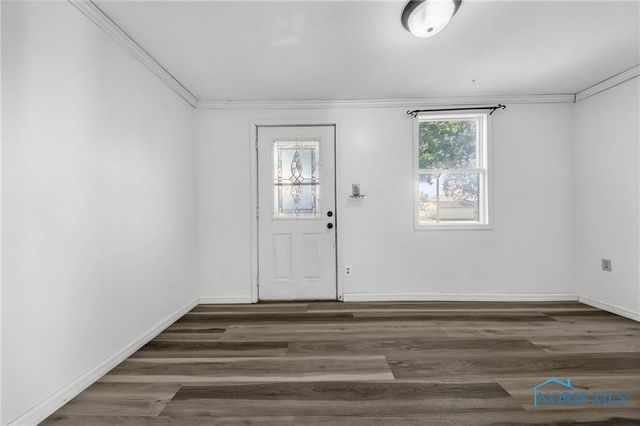 130 S Rock Street, Sherwood, OH 43556