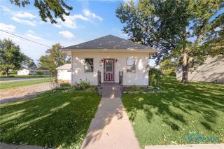 130 S Rock Street, Sherwood, OH 43556