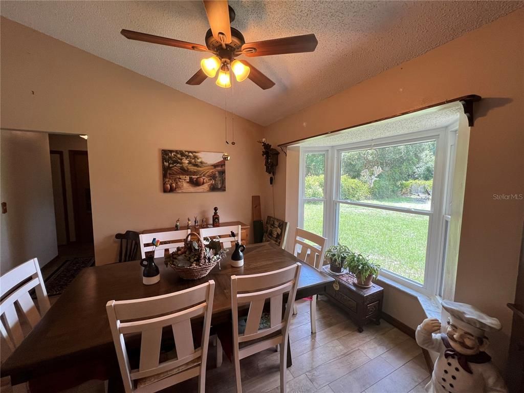 Image 16 of property listing at 1073 PINDER STREET, Deltona, FL 32725