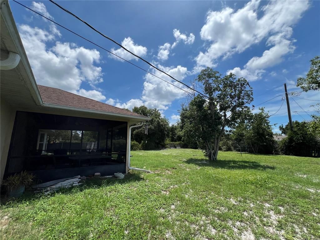 Image 37 of property listing at 1073 PINDER STREET, Deltona, FL 32725
