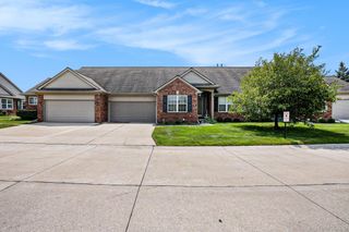 5477 Victory Circle, Sterling Heights, MI 48310