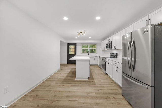 112 Whitener Avenue, Spartanburg, SC 29306