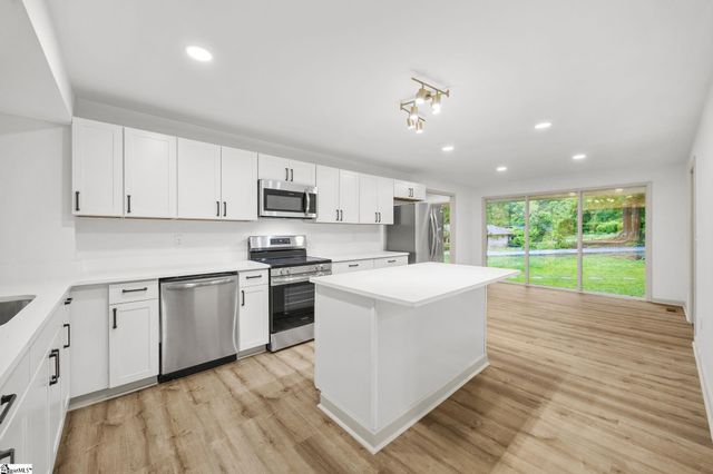 112 Whitener Avenue, Spartanburg, SC 29306