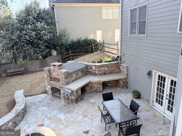 302 Beech Tree Hollow, Sugar Hill, GA 30518