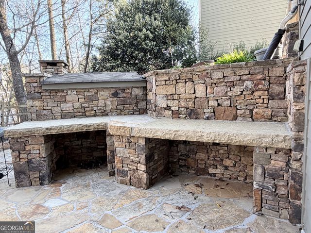 302 Beech Tree Hollow, Sugar Hill, GA 30518