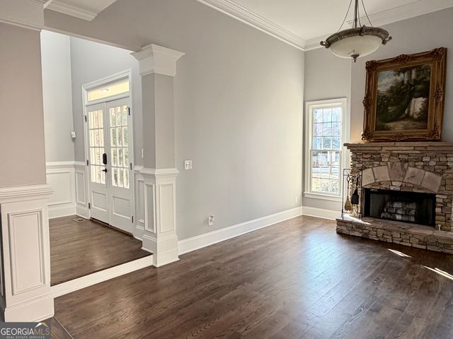 302 Beech Tree Hollow, Sugar Hill, GA 30518