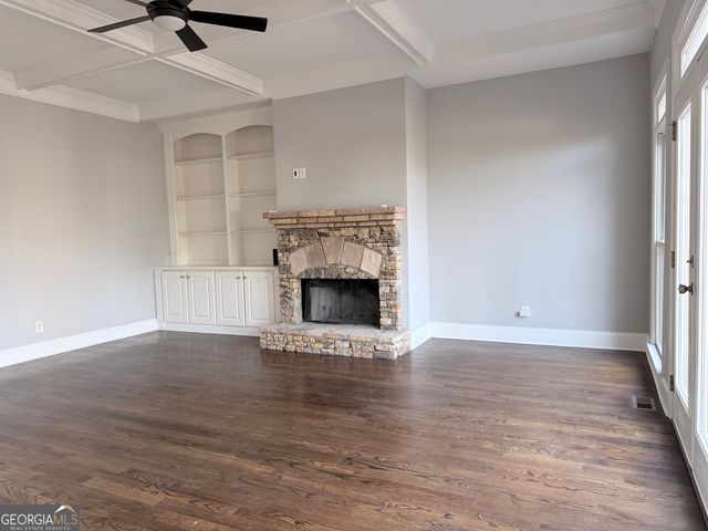 302 Beech Tree Hollow, Sugar Hill, GA 30518