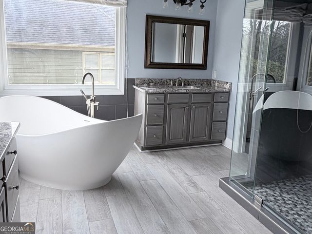 302 Beech Tree Hollow, Sugar Hill, GA 30518