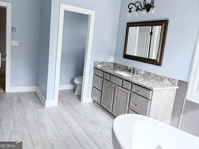 302 Beech Tree Hollow, Sugar Hill, GA 30518