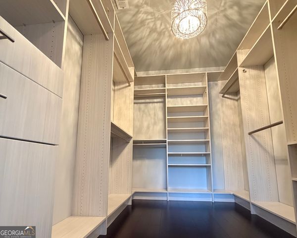 302 Beech Tree Hollow, Sugar Hill, GA 30518