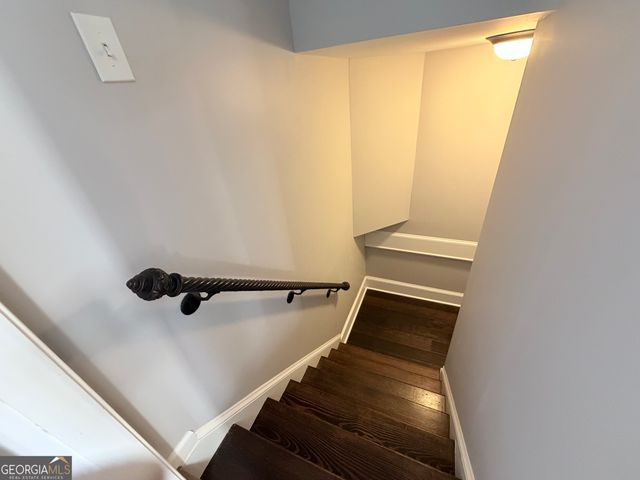 302 Beech Tree Hollow, Sugar Hill, GA 30518