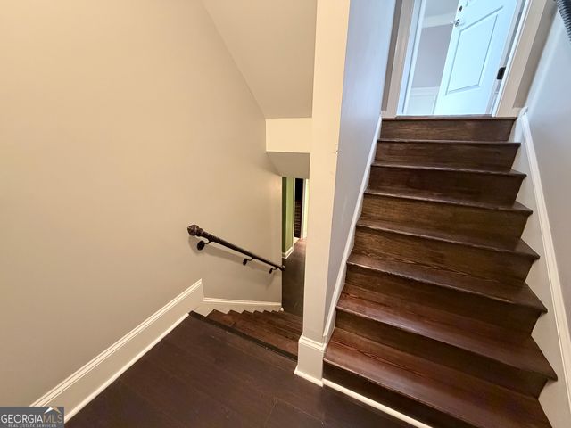 302 Beech Tree Hollow, Sugar Hill, GA 30518