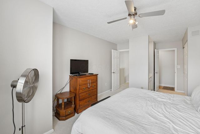 3436 Smileys Corner, Hilliard, OH 43026