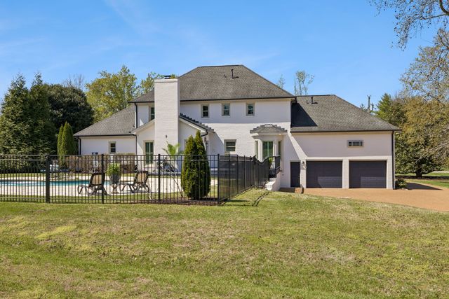 1412 Arrowhead Dr, Brentwood, TN 37027