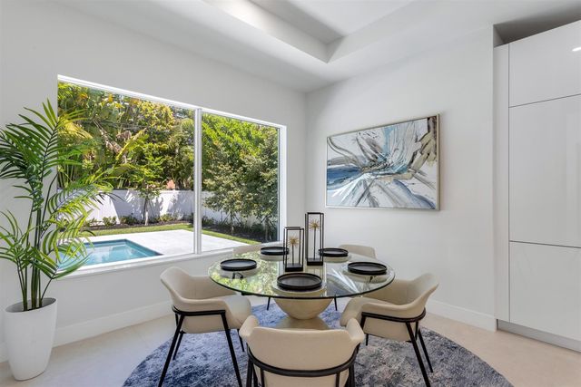 417 Lake Drive, Delray Beach, FL 33444