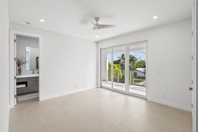 417 Lake Drive, Delray Beach, FL 33444