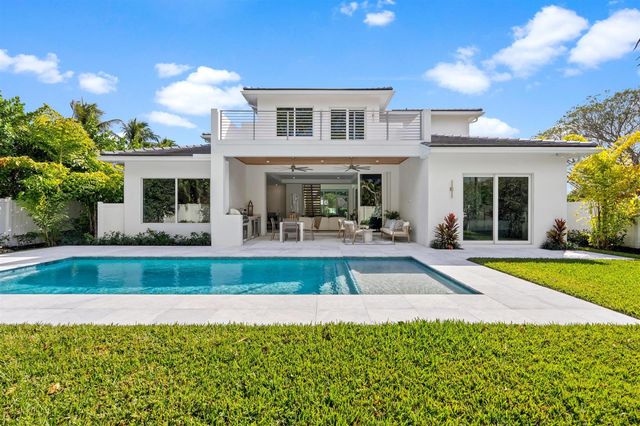 417 Lake Drive, Delray Beach, FL 33444