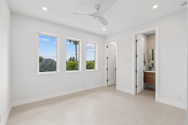 417 Lake Drive, Delray Beach, FL 33444