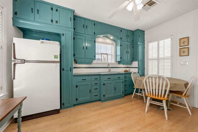 708 E Texas Avenue, Mart, TX 76664