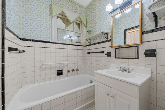 708 E Texas Avenue, Mart, TX 76664