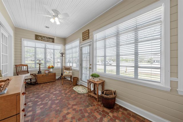 708 E Texas Avenue, Mart, TX 76664