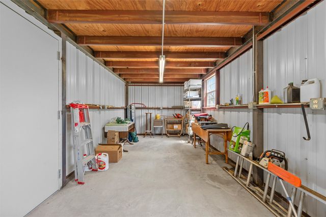 708 E Texas Avenue, Mart, TX 76664