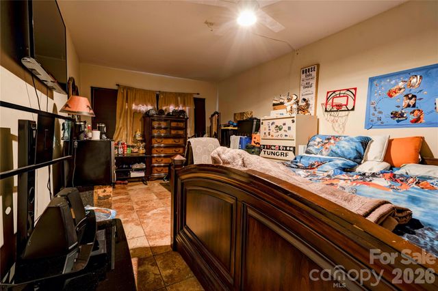 9336 Dewey Drive, Charlotte, NC 28214