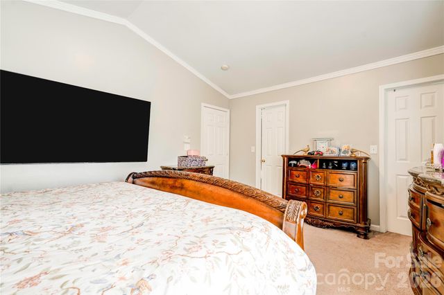 9336 Dewey Drive, Charlotte, NC 28214
