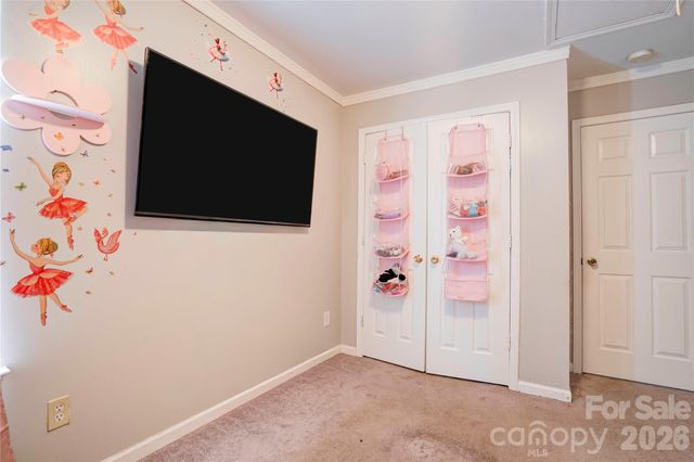 9336 Dewey Drive, Charlotte, NC 28214
