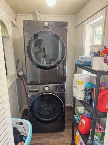 202 Anton Court, Centerville, OH 45458