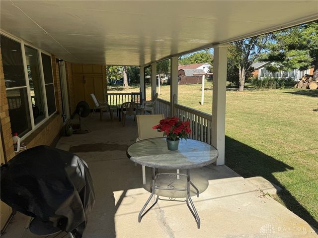 202 Anton Court, Centerville, OH 45458