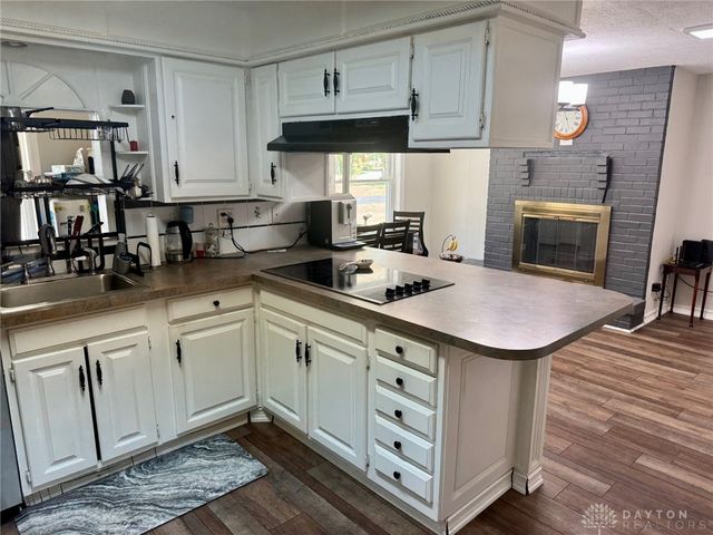 202 Anton Court, Centerville, OH 45458