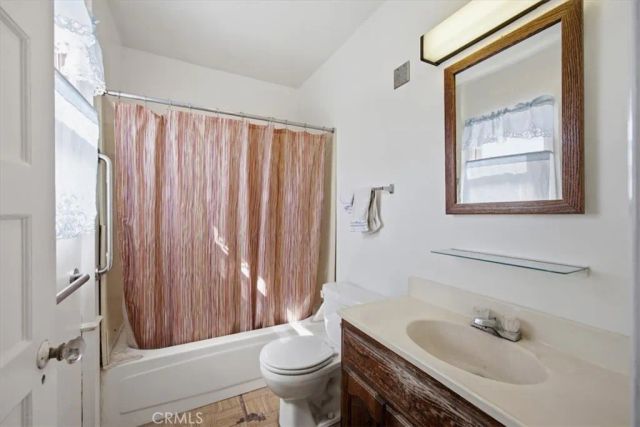 1135 S Fir Avenue, Inglewood, CA 90301
