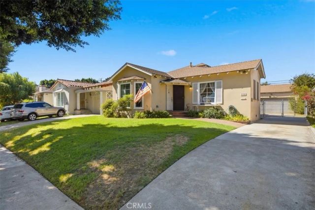 1135 S Fir Avenue, Inglewood, CA 90301