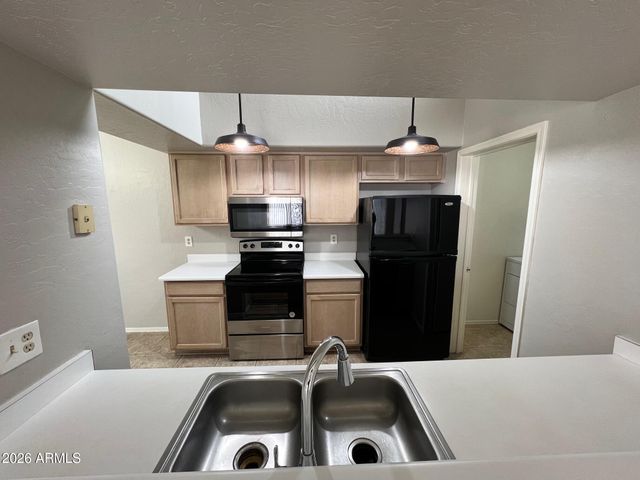 2100 W LEMON TREE Place 25, Chandler, AZ 85224