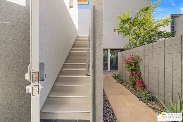 1534 E Baristo Road, Palm Springs, CA 92262