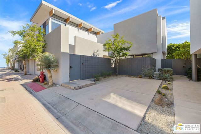 1534 E Baristo Road, Palm Springs, CA 92262