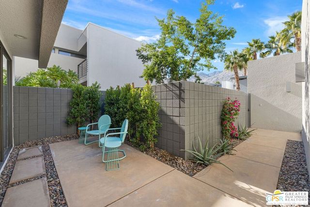 1534 E Baristo Road, Palm Springs, CA 92262